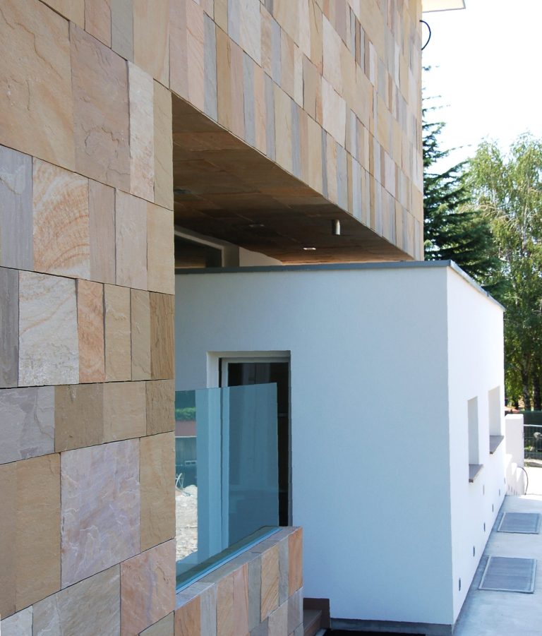 Villa L